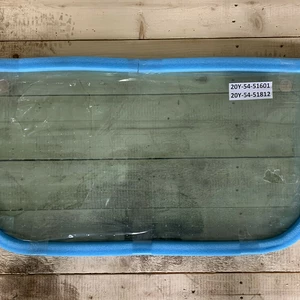 Скло Komatsu PC/PW210-7 2003-2006років Скло Komatsu PC/PW210-7 2003-2006років