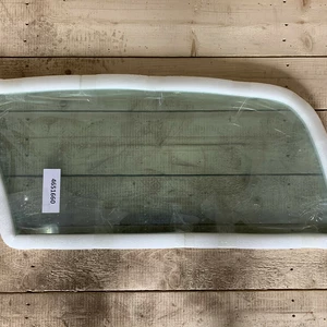 Скло HITACHI ZX-3 2007 до 2012року Скло HITACHI ZX-3 2007 до 2012року